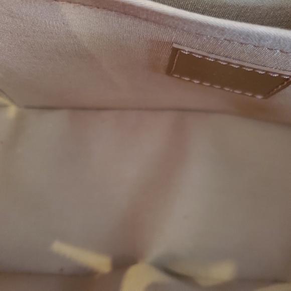 💯👛Authentic Louis Vuitton Ambre Monogram Mat She - Picture 3 of 5